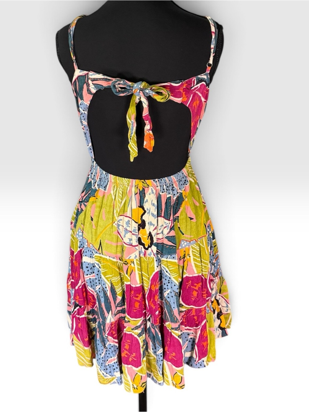 Angie Tropical Floral Open Back Tiered Mini Sundress Medium - Picture 3 of 4